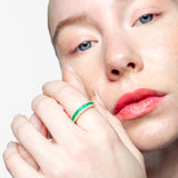 Media alianza con piedra de color y brillantes