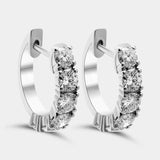 Aros con seis diamantes engastados en garras