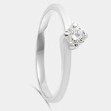 Solitario oro 18K engastado en cuatro garras