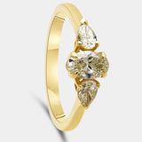 Sortija fancy talla pera y oval