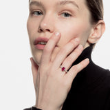 Sortija con rubí talla oval 8x6