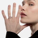 Sortija oro blanco con triple diamante